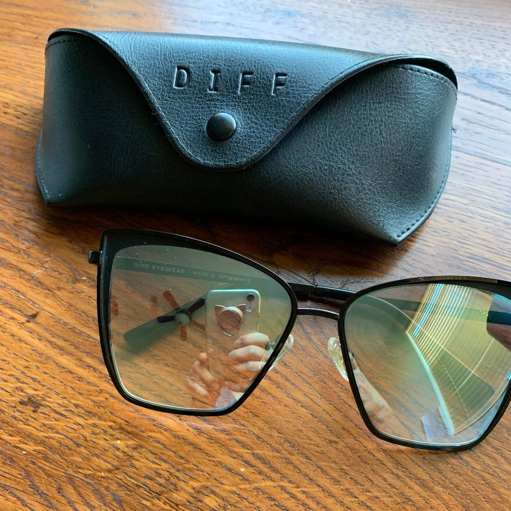 DIFF Becky Sunnies